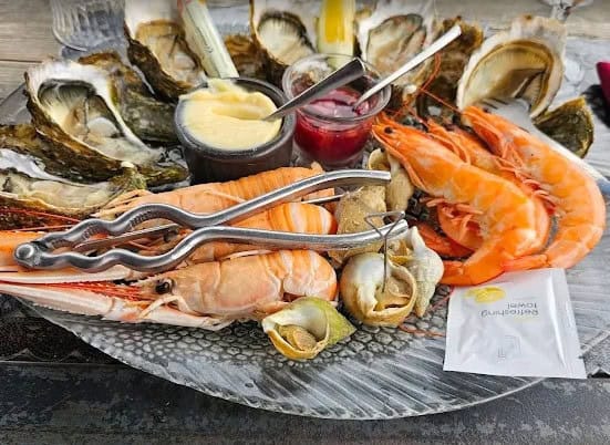 Au bout du port — Poissons et fruits de mer à Marans — photo 2
