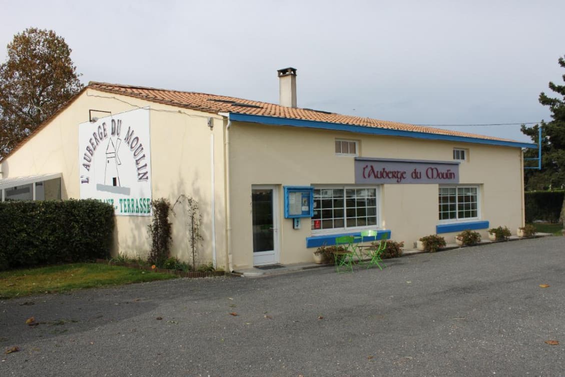L'auberge Du Moulin — Restaurant Français à Saint Martial de Vitaterne — photo 2