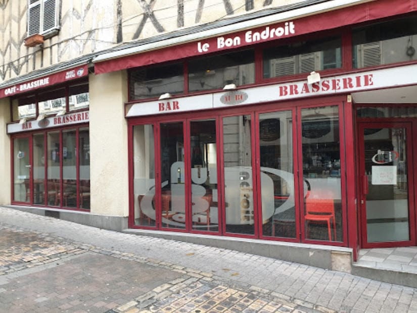 Le bon endroit