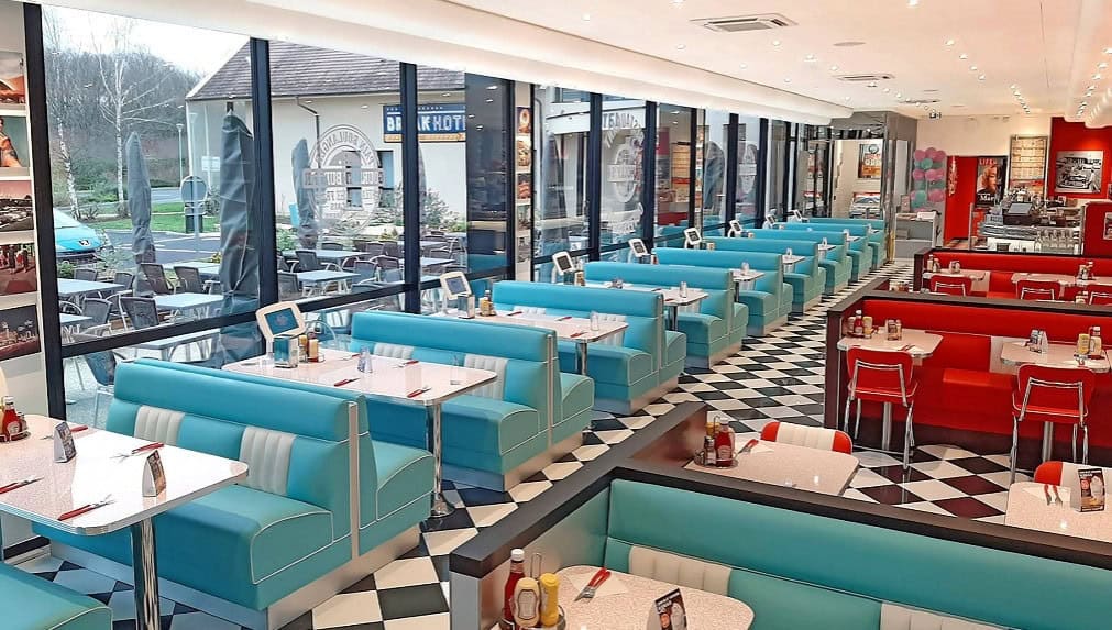 Holly's Diner — photo 3