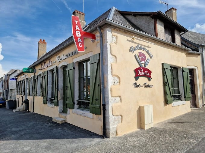 La Familia — Bistro - Bar à Mehun sur Yevre — photo 2