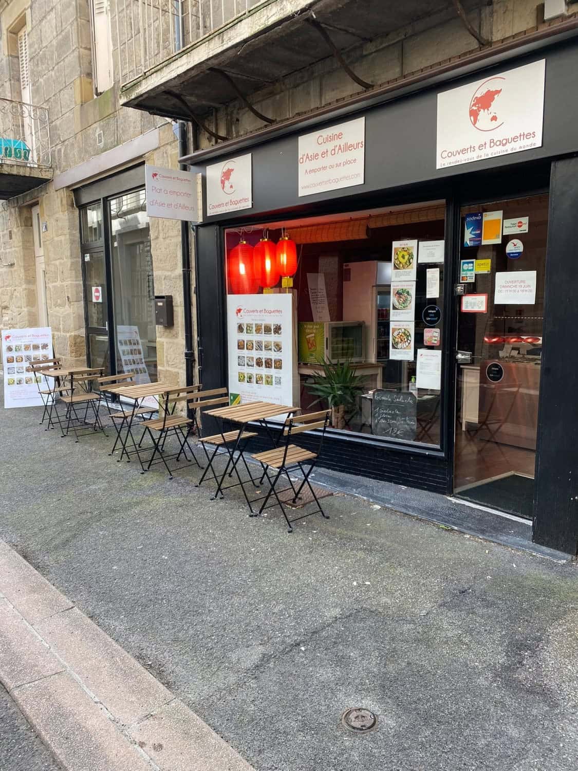 Couverts et Baguettes — photo 2