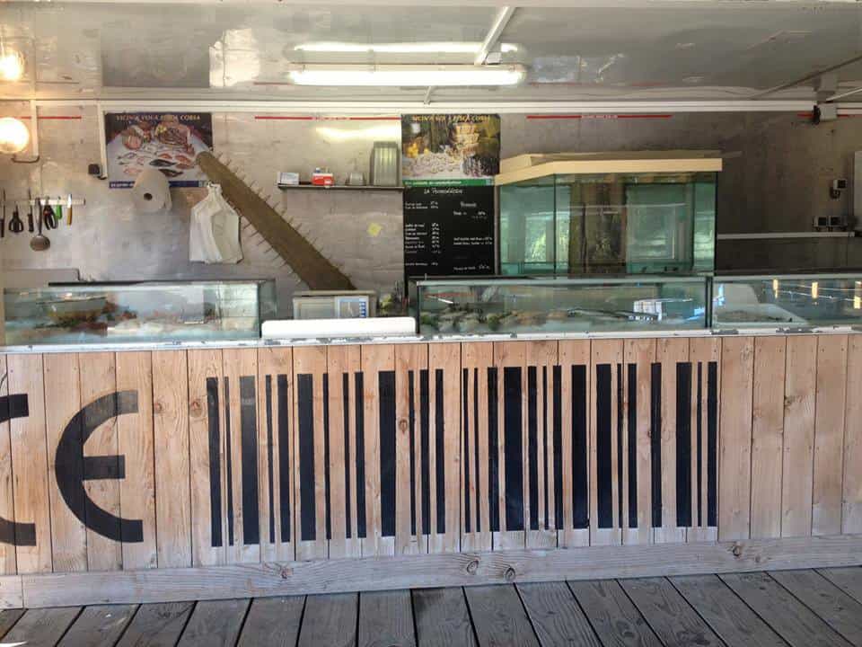 La Poissonnerie — Poissons et fruits de mer à Sainte Lucie de Porto Vecchi — photo 2