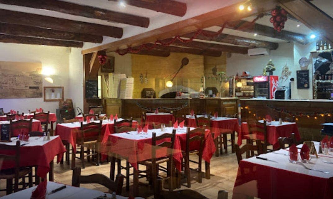 Santa Lucia — Pizza - pizzéria à San Martino Di Lota — photo 3