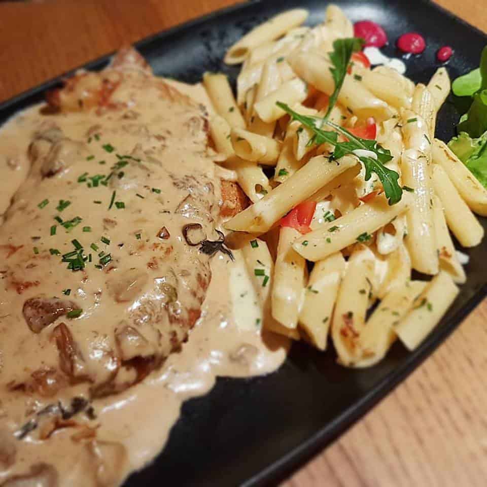 Photo de La Trattoria