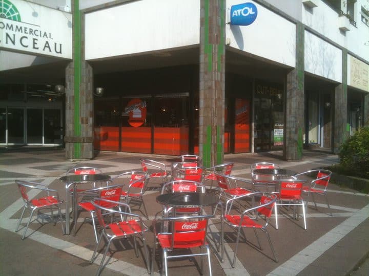 Croc'in — photo 2