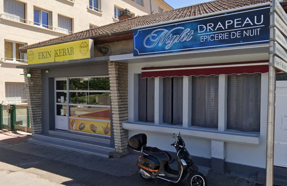Ekin drapeau — photo 3