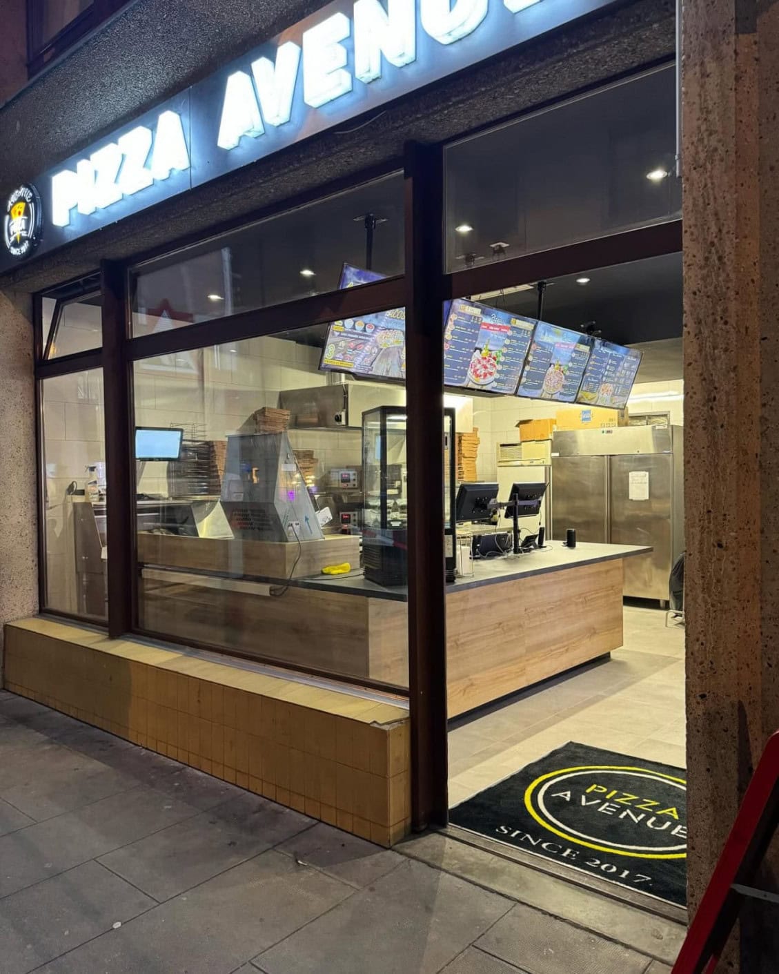 Pizza Avenue — photo 2