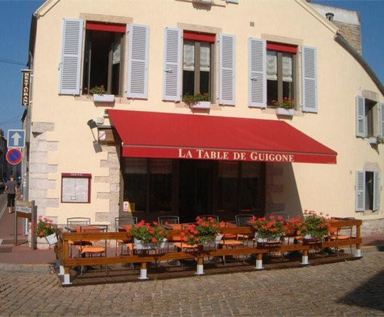 La table de guigone — photo 2