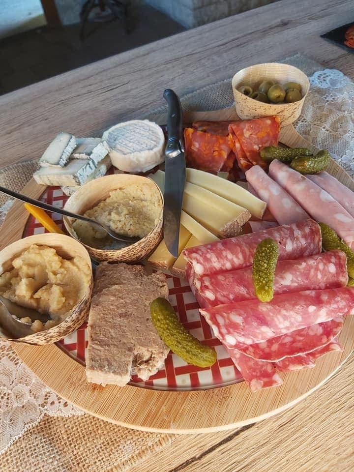 L'épicerie de Milhac d'auberoche — Restauration rapide à Bassillac et Auberoche — photo 2