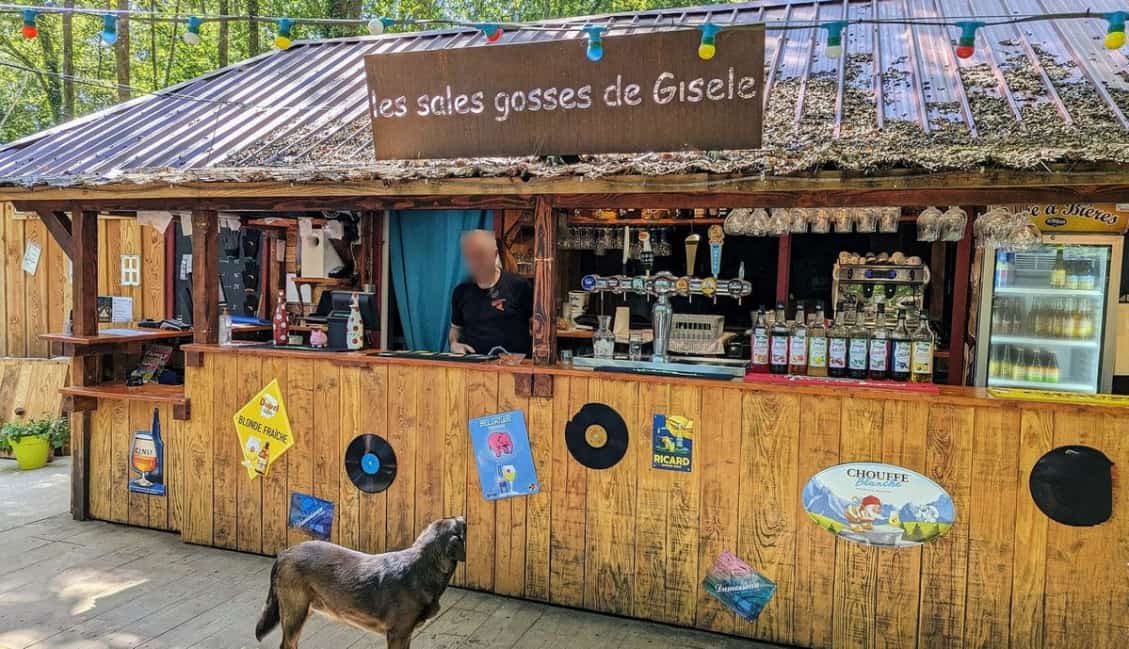 Les Sales Gosses de Gisele — Snack à Eglise Neuve de Vergt — photo 3