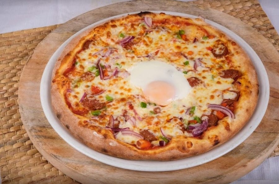 Fresh pizza — photo 2