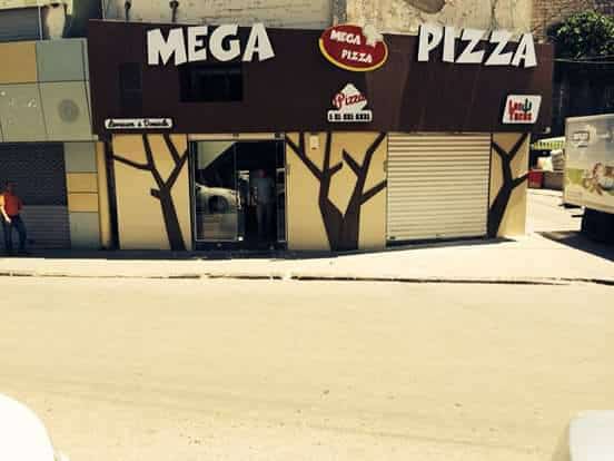 Mega pizza — photo 2