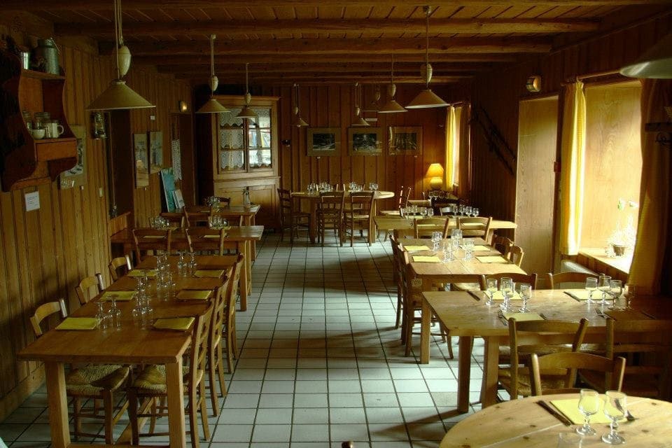 Auberge la Perdrix — Auberge à Hauterive la Fresse — photo 3