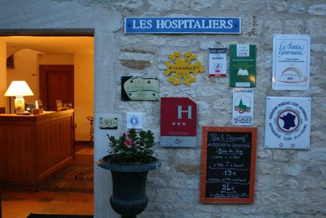 Les Hospitaliers — photo 2