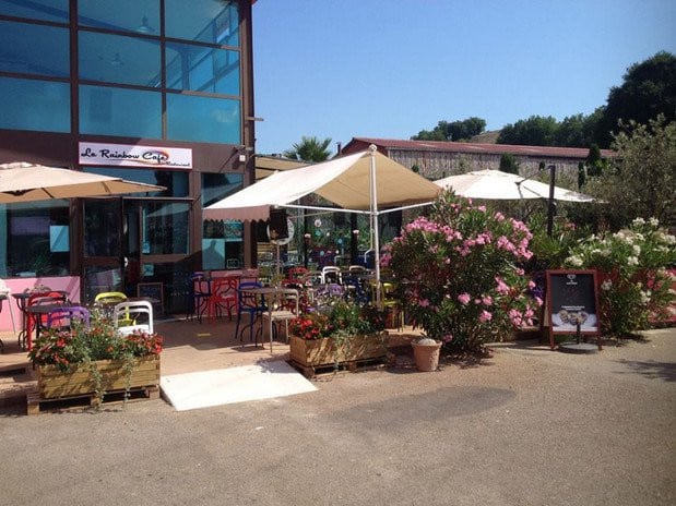 Le Rainbow Café — photo 2
