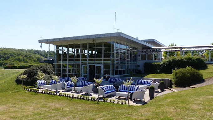 Pitch and Pub — photo 2