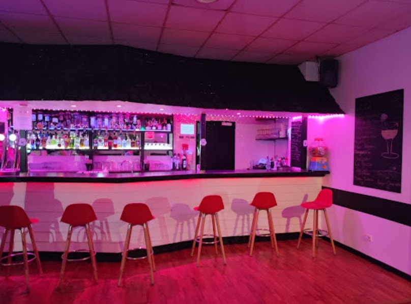 Le Latino Pub Restaurant — photo 2