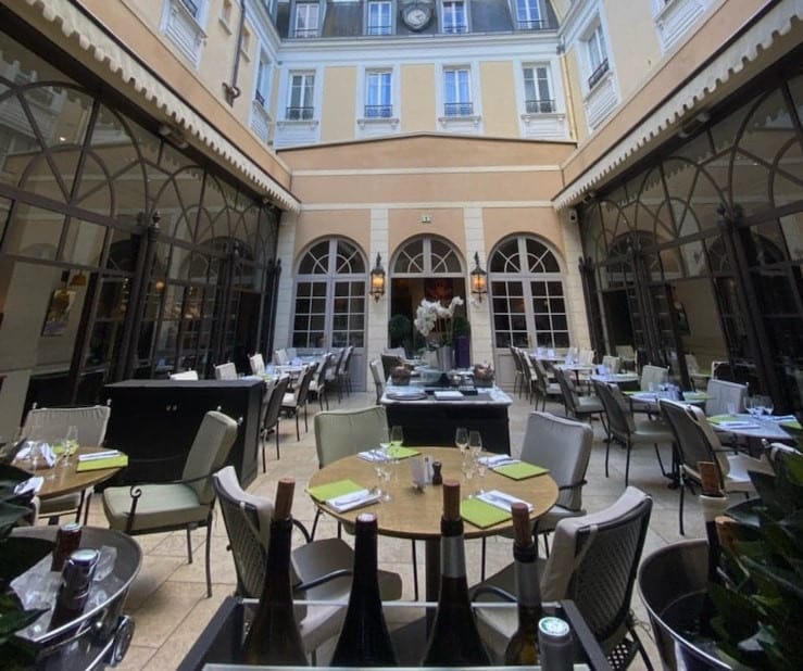 La Cour — photo 3