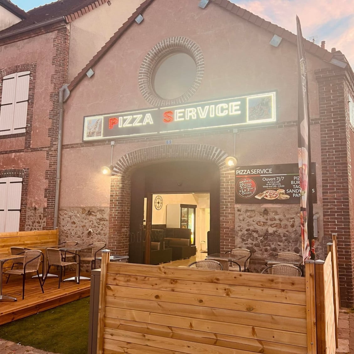 Pizza Service — photo 3