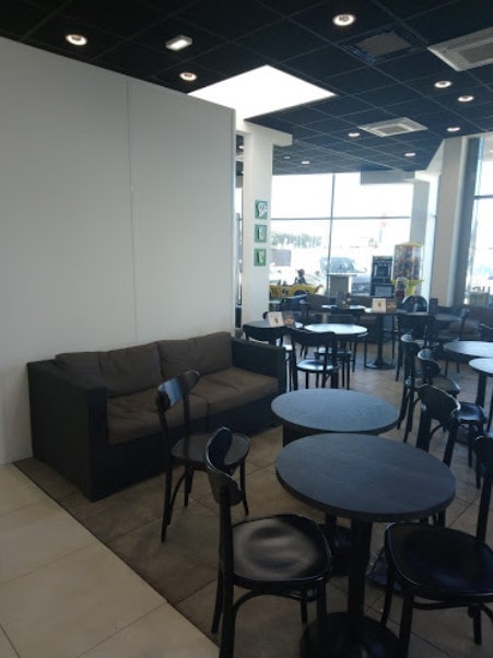 Starbucks Coffee — Américain à Gasville Oiseme — photo 3