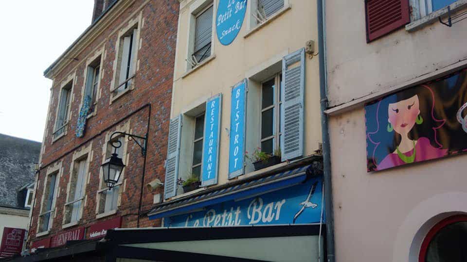 Le petit bar — photo 2