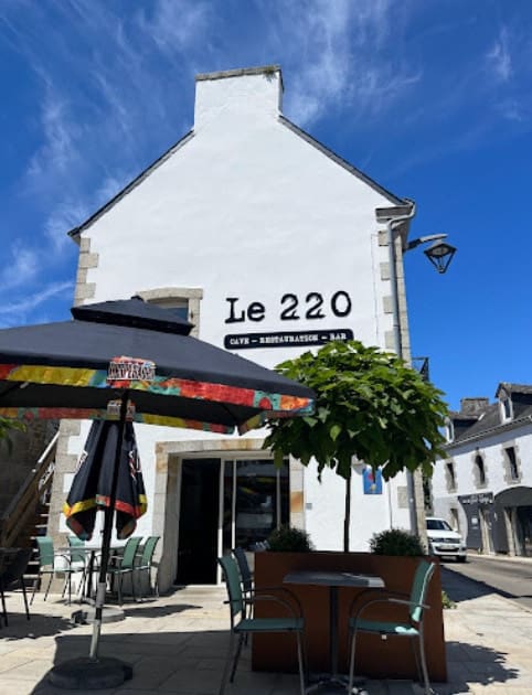 Le 220 — photo 2