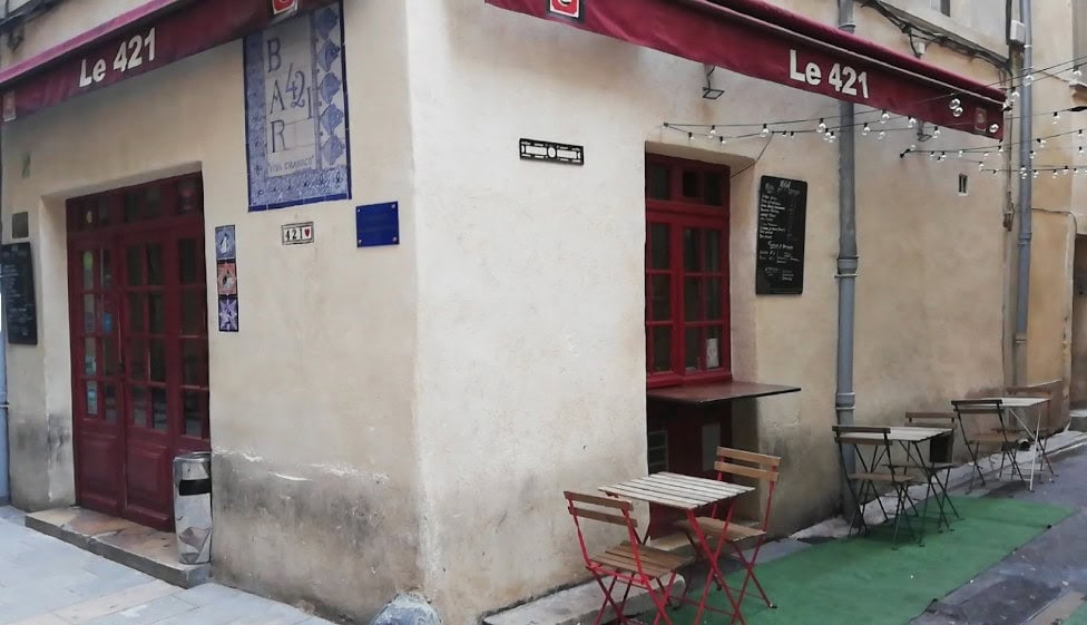 Bar 421 — photo 3
