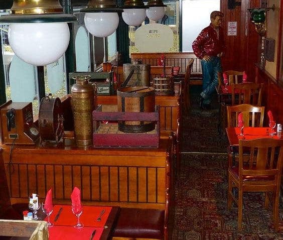 London Tavern — photo 2