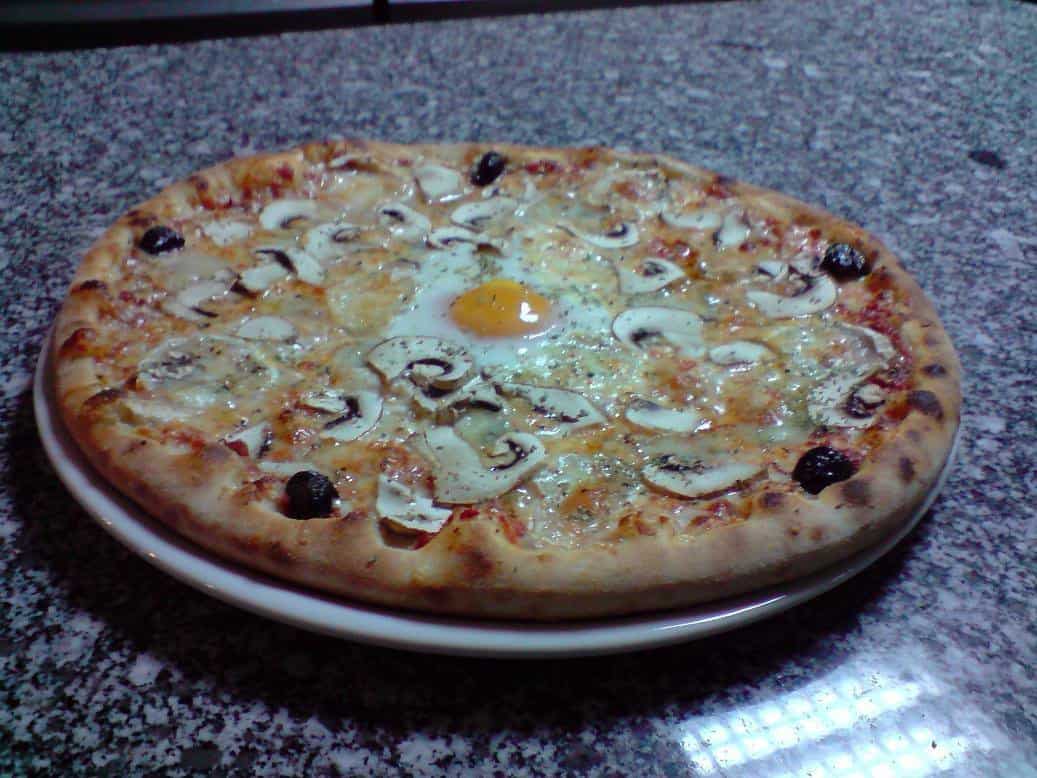 Chez Christian, pizza et chichibelli — photo 2