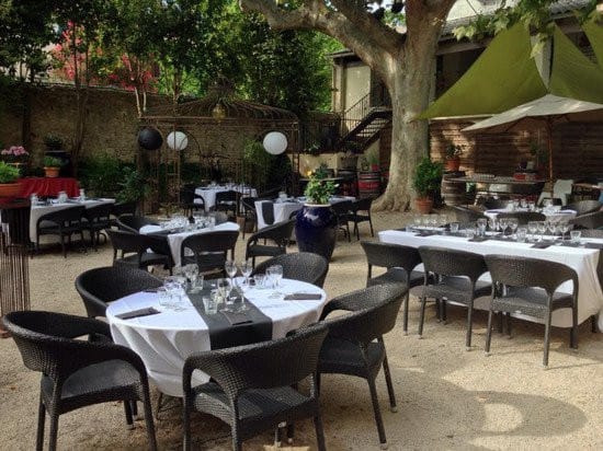 La guinguette du vieux moulin — Hôtel - Restaurant à Villeneuve les Avignons — photo 2