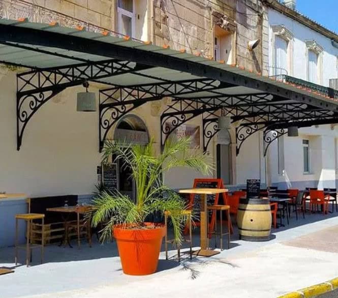 Brasserie Le France — Brasserie à Aimargues — photo 2