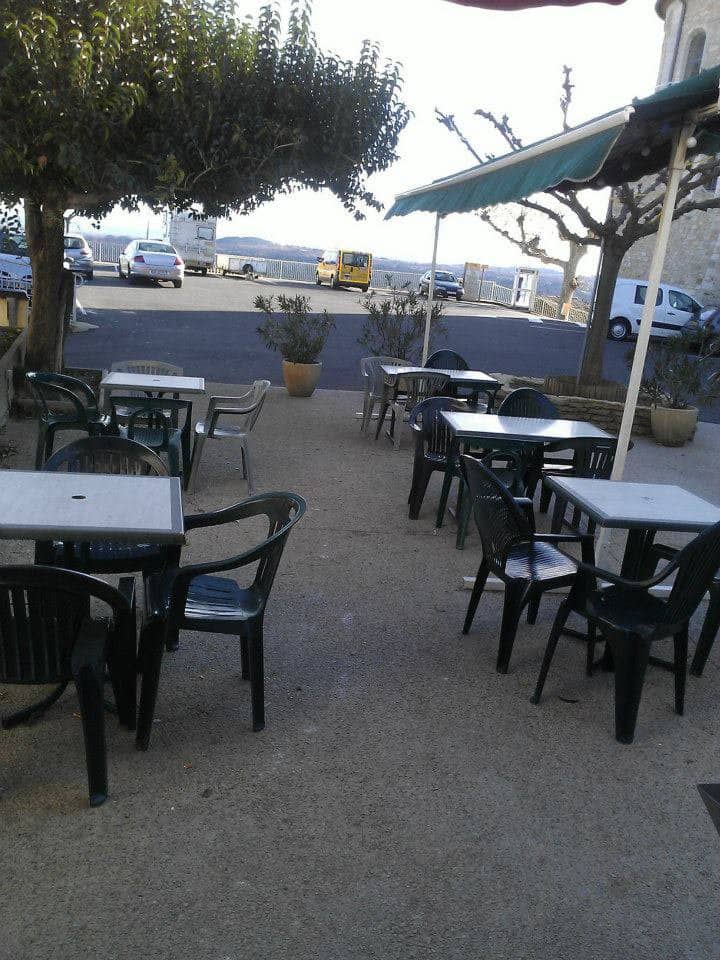 Café des Sports — Restaurant Français à Saint Julien de Peyrolas — photo 2