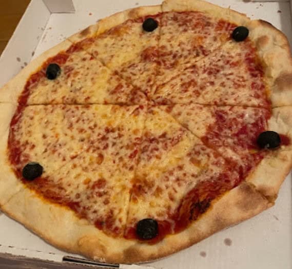 La Tour de Pizz — photo 2