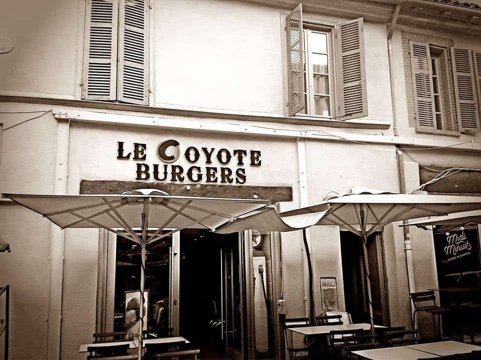 Le Coyote Burgers — photo 2