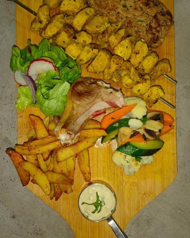 Noumi's Grill — photo 2