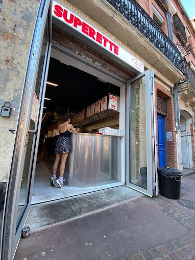 Superette — photo 3