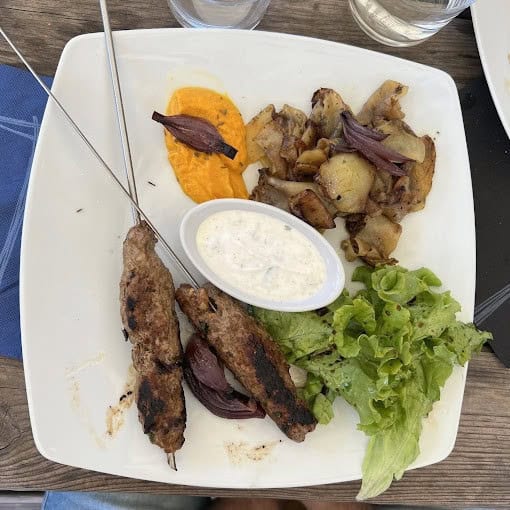 Le Café des Quatre Chemins — Bistro - Bar à Montauban de Luchon — photo 2
