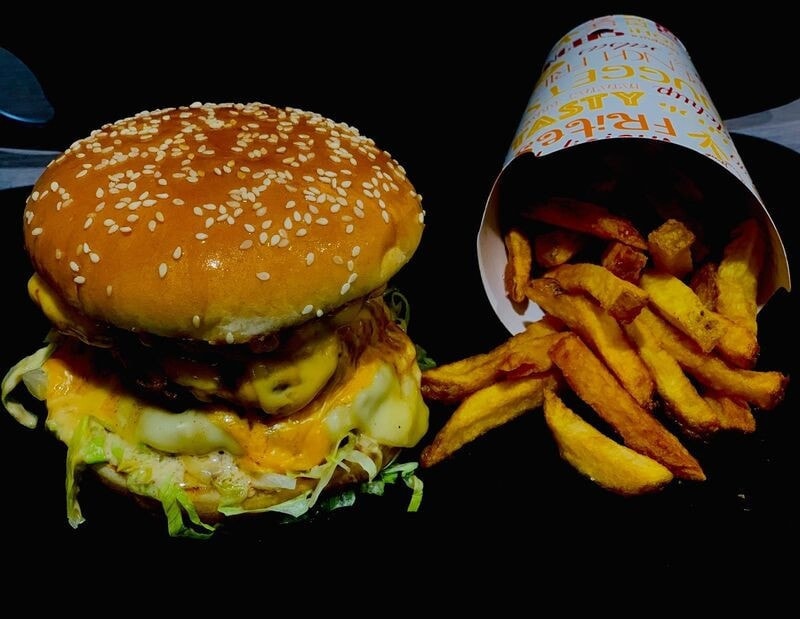 Presto mega burger — photo 2