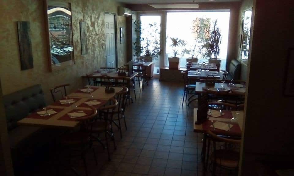 Le Petit Cafe — photo 2
