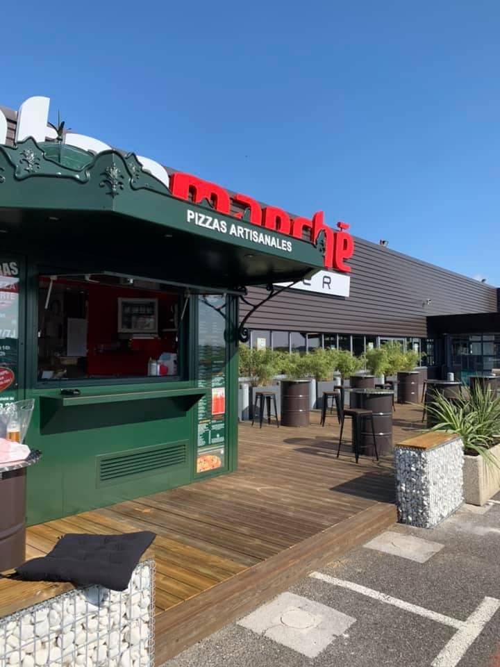 Le Kiosque à Pizzas - La façade