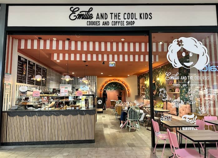 Emilie and the Cool Kids — photo 2