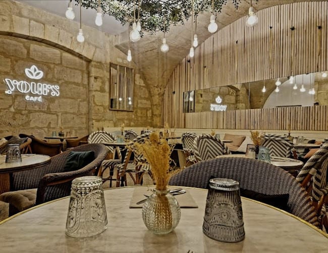 Yours Café — photo 3