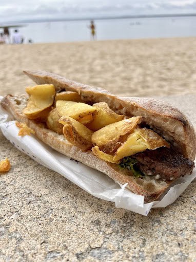 Dwich N' Beach — photo 2