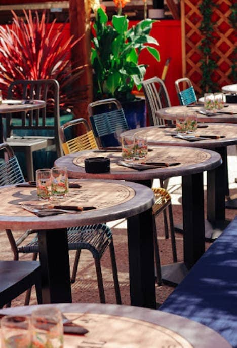 Le Carnaval Café — photo 3