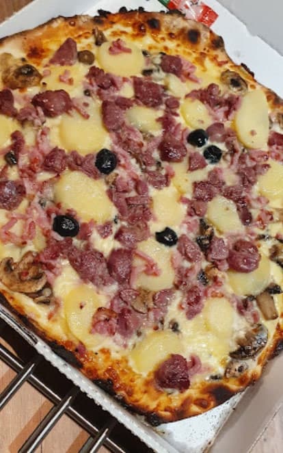 Pizza hot — photo 2