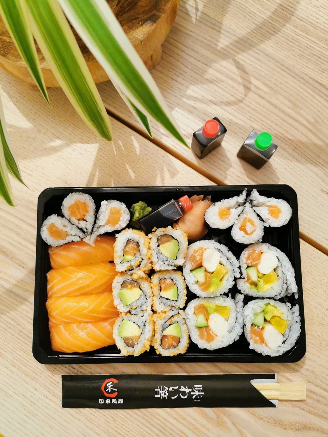 Khamsombat Sushi & Thaï — photo 2