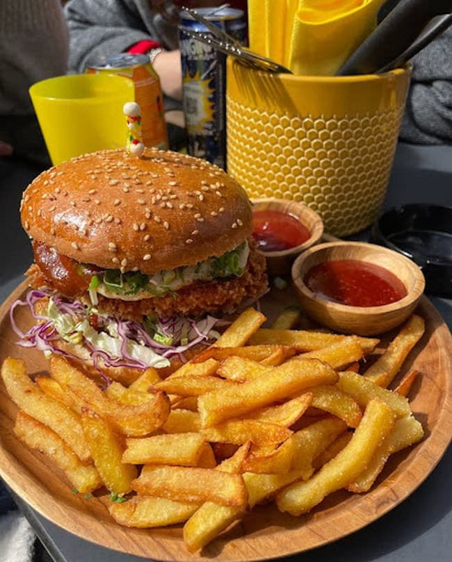 Makan — photo 3