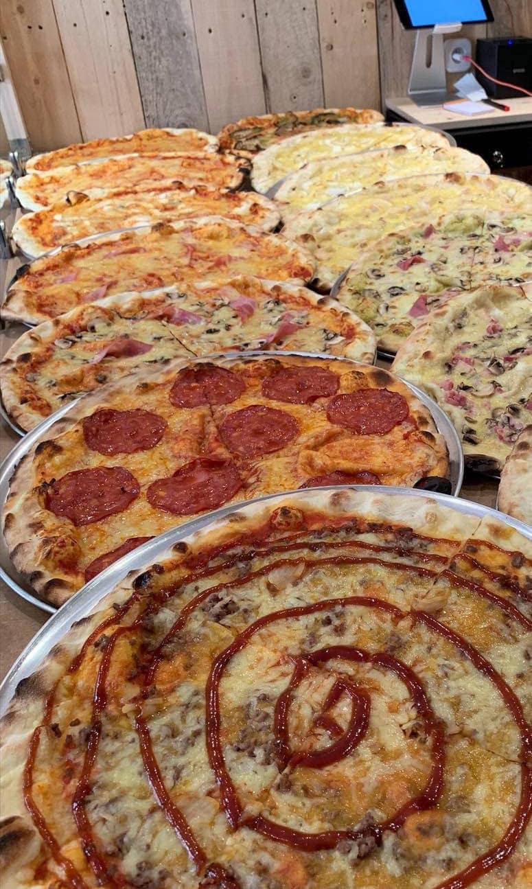 Cheezy pizza — photo 3