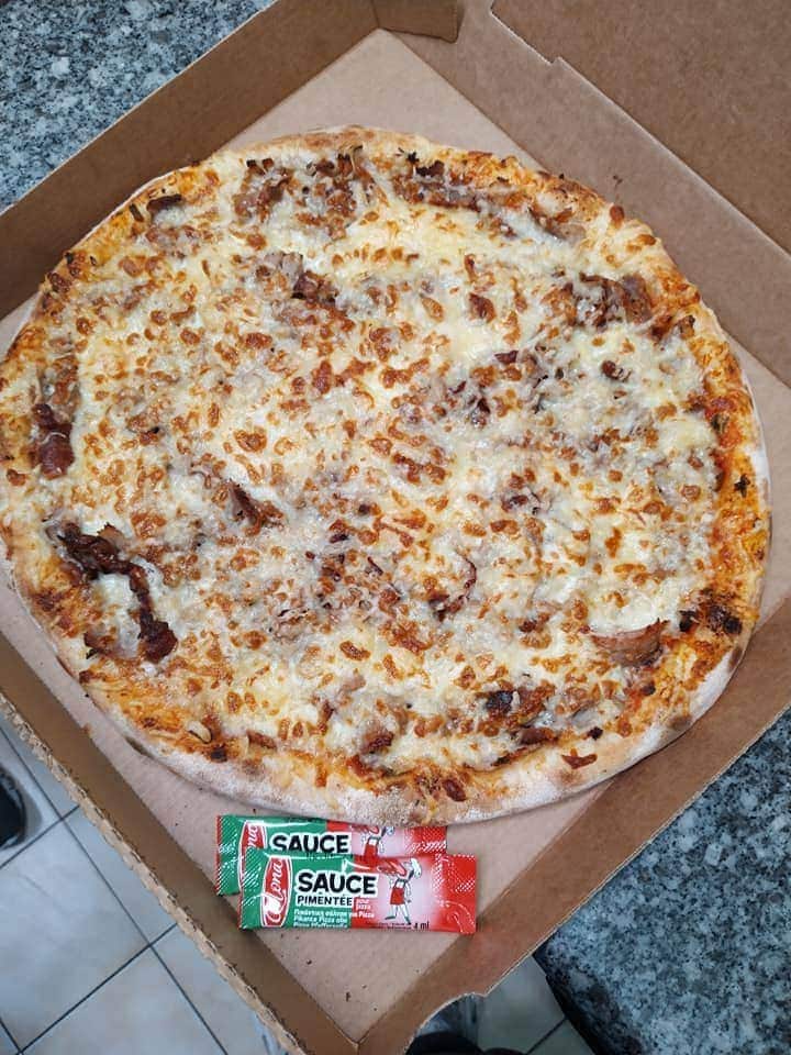 Show Pizza — photo 2